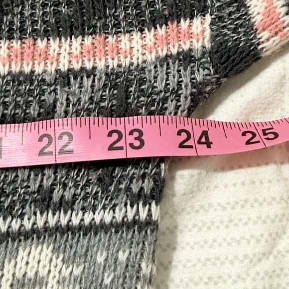 Fair Isle Inspired Pink Gray Chevron Sweater Long Sleeve Pullover Size L - Picture 3 of 6